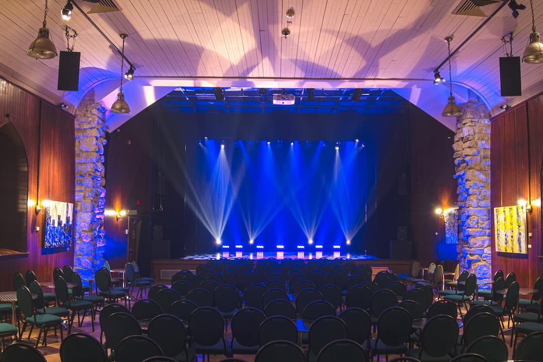 Centredartlapetiteeglise