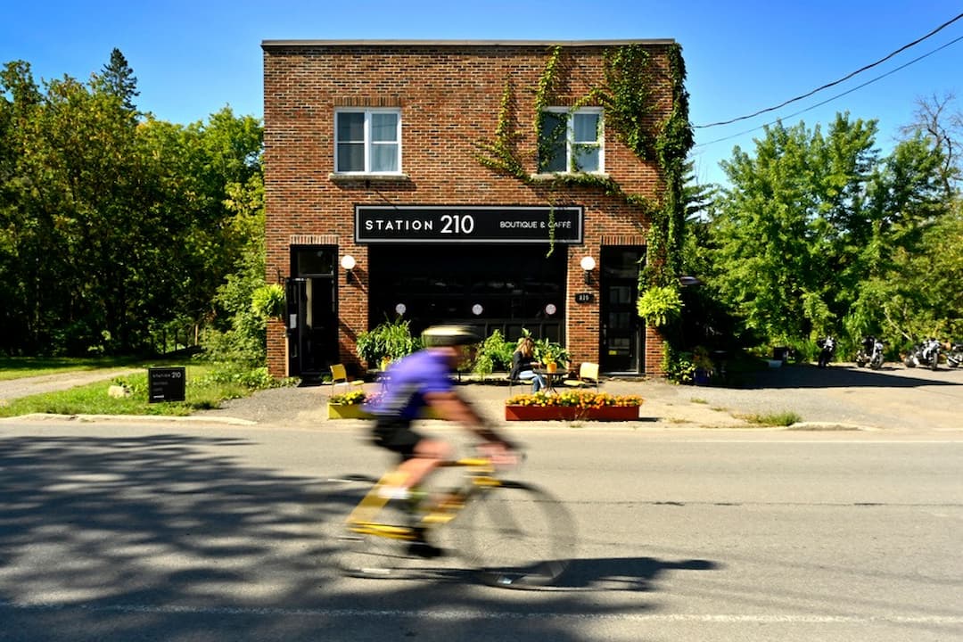 Station 210 - Boutique & Caffè